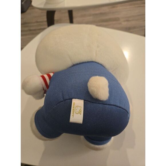 Hello Kitty by Sanrio doll - Picture 2 of 3